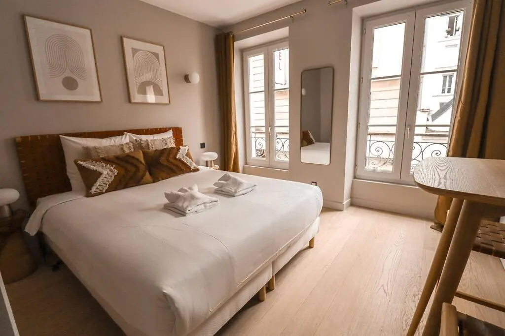 12.New Renovated Studio#Invalides#Effeil Tower# باريس