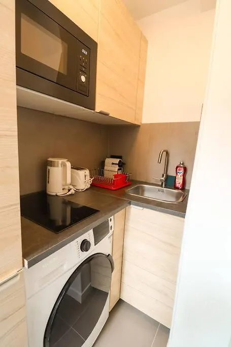 Apartment 12.New Renovated Studio#Invalides#Effeil Tower# Paris